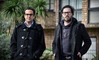 Horacio Varoli y Federico Castillo, autores de "La ropa en la cancha"