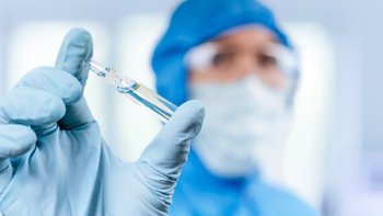 La OMS está siguiendo de cerca el desarrollo de 140 vacunas
