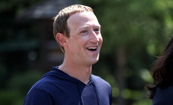 Mark Zuckerberg tiene una organización filantrópica que maneja su esposa.