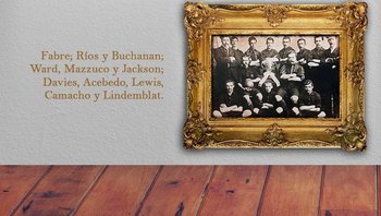 El equipo de Peñarol en el primer clásico ante Nacional que se jugó el 15 de julio de 1900 con victoria aurinegra por 2-0