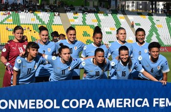 Selección uruguaya femenina en la Copa América 2022