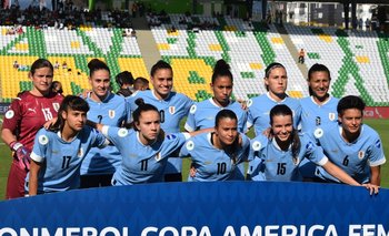 La selección femenina de Uruguay que perdió 5-0 ante Argentina