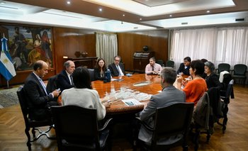 Reunión de gabinete económico en Argentina.