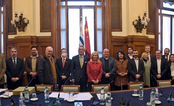 Grupo de Amistad Parlamentaria Uruguay - China.