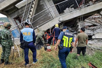 Un sismo de 7.1 afectó la isla de Luzón en Filipinas y dejó cuatro muertos y decenas de heridos
