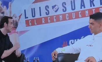 Luis Suárez brindó una entrevista a Nacional TV y lo entrevistó Facundo Ponce de León