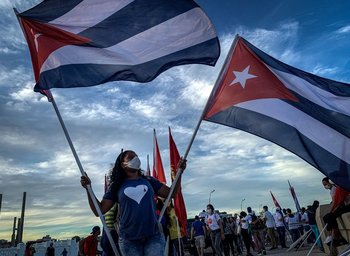 Más de 113 mil cubanos han llegado a EEUU desde México entre octubre y abril.