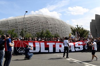 Los Ultras del PSG se hicieron presentes