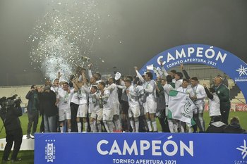 Plaza campeón del Apertura 2021