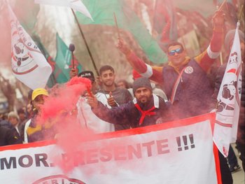 Movilización de trabajadores de la Foica en Durazno.