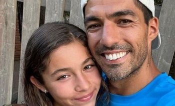 Luis Suárez junto a su hija Delfina que cumple 12 años