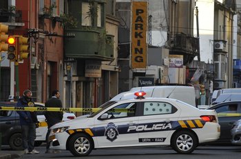 Auto de policía de Montevideo