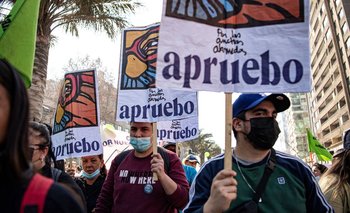 Marcha a favor del plebiscito constitucional en Chile