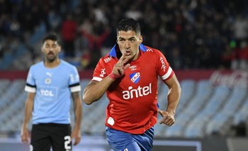 Luis Suárez jugará su cuarto clásico