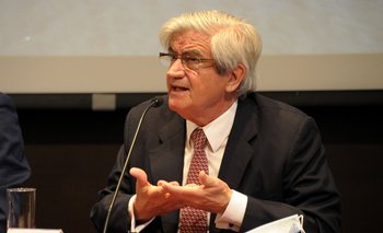 Foto de archivo. Alberto Iribarne, embajador de Argentina en Uruguay