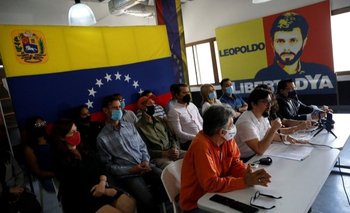 El líder opositor Freddy Guevara habla en conferencia de prensa en Caracas, el 31 de agosto de 2021