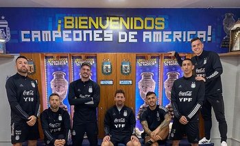 Los argentinos en el vestuario del estadio brasileño