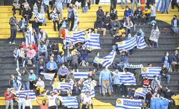 La hinchada de Uruguay volverá al Campeón del Siglo
