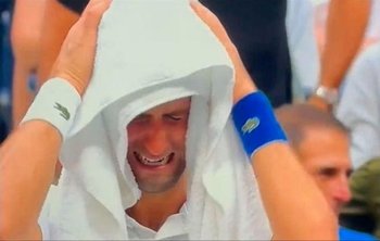 El llanto de Novak Djokovic tras perder la final del US Open ante Daniil Medvedev