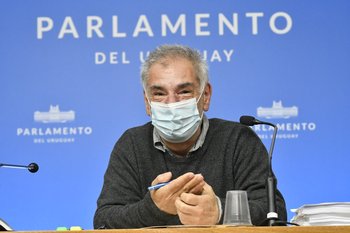 El diputado frenteamplista Eduardo Antonini denunció haber sido amenazado por el edil Silvera