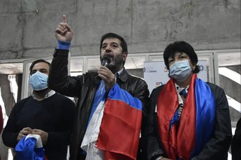 Archivo de la campaña: Gonzalo Civila, Fernando Pereira e Ivonne Passada como candidatos a la presidencia del Frente Amplio