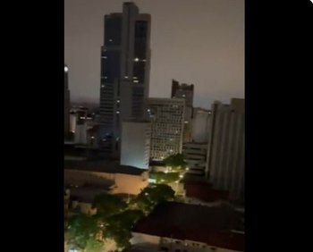 Fuegos artificiales en el hotel de Peñarol en Curitiba