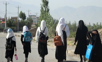 Afganistán bajo el gobierno de los talibanes sigue siendo el país más represivo del mundo con respecto a los derechos de las mujeres", denunció en un comunicado Roza Otunbayeva
