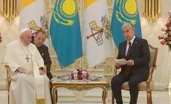 Papa Francisco con el Presidente de Kazajistán