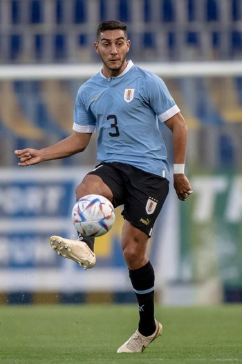 Sebastián Cáceres debutó en la selección mayor