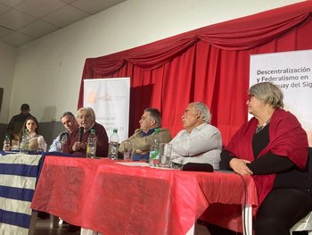 Carmelo Vidalín participa de un encuentro del MPP en Florida, junto a Orsi y Mujica
