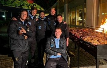 Federico Valverde compartió una foto de un asado en Viena junto a Agustín Canobbio, Manuel Ugarte, Matías Viña y Diego Rossi
