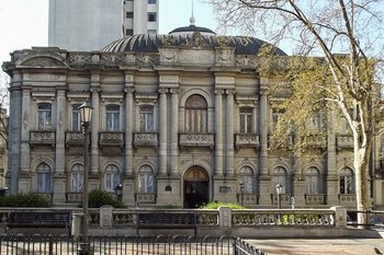 El Ateneo de Montevideo integra lista de más de 100 posibles beneficiarios