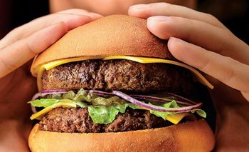 Notco se dedica a la producción de hamburguesas sin carne