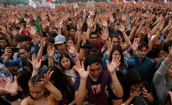 La marcha más grande de la historia de Chile fue contra la desigualdad provocada por su modelo económico.