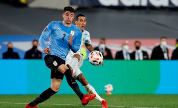 Joaquín Piquerez será titular en el lateral izquierdo de Uruguay ante Argentina