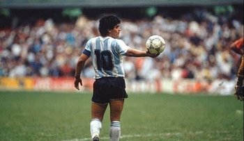 Diego Maradona en sus tiempos de esplendor
