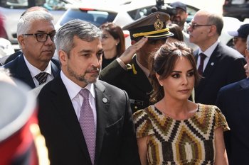 Mario Abdo Benítez en la reinauguración de la Embajada de Paraguay en Montevideo