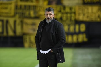 Leonardo Ramos fue cesado en Peñarol