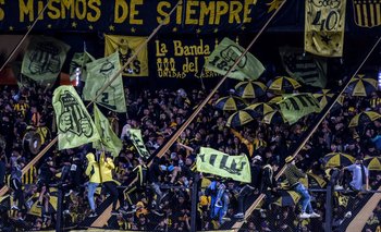 Los hinchas de Peñarol esperan por refuerzos para 2023