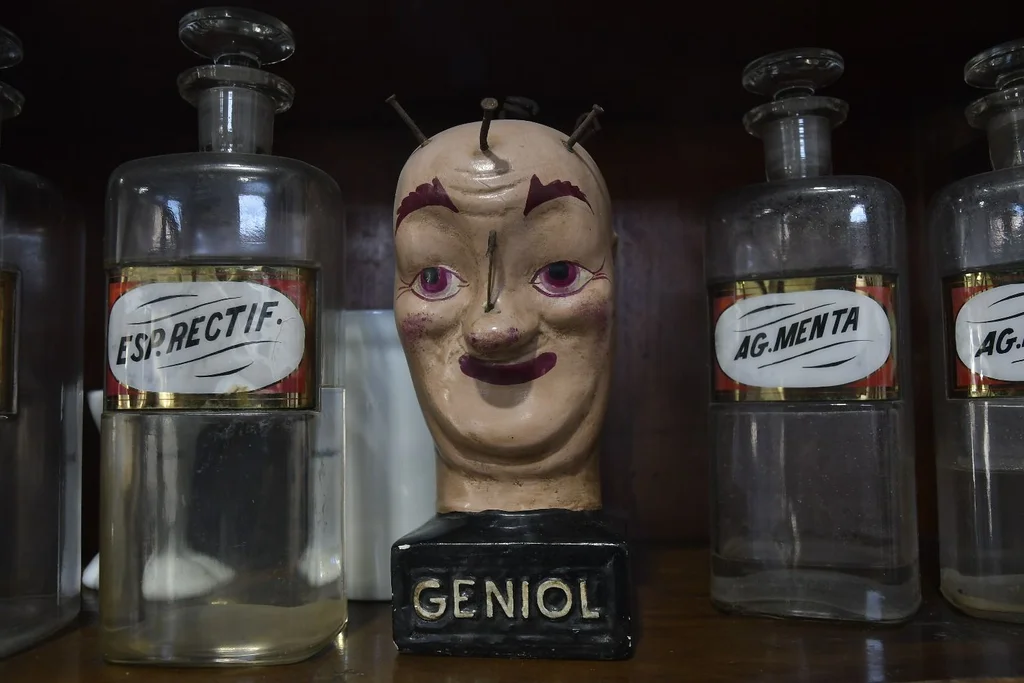 A tour of the museum pharmacy that made history in Atahualpa and revived the collapse