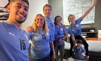 Federico Valverde vio el partido en familia y todos con la celeste