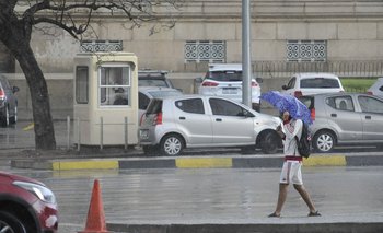 Se espera un día nublado y con lluvias en Montevideo