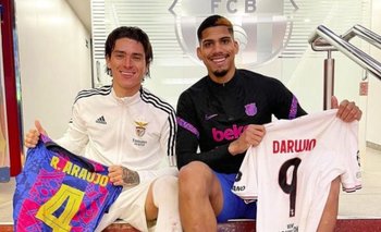 el encuentro de Darwin Núñez y Ronald Araújo en el túnel del Camp Nou