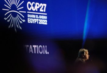 António Guterres habla durante la COP27