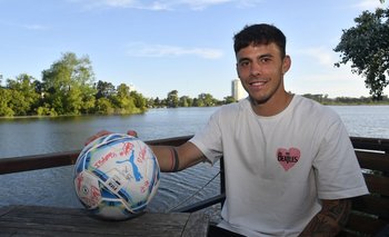 Felipe Carballo, el Mejor Jugador del Campeonato Uruguayo 2022 en la encuesta Fútbolx100