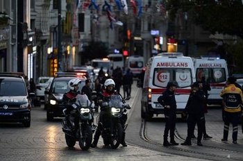 Yerlikaya informó previamente que se produjo una explosión en la calle Istiklal en la plaza Beyoglu a las 4:20 p.m. (hora local)