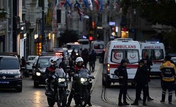 Yerlikaya informó previamente que se produjo una explosión en la calle Istiklal en la plaza Beyoglu a las 4:20 p.m. (hora local)