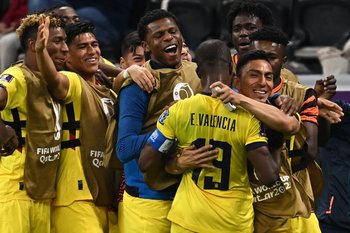 La selección de Ecuador durante el partido inaugural del Mundial de Qatar 2022