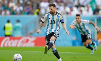 Lionel Messi convierte su primer gol en Qatar 2022 contra Arabia Saudita