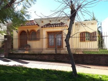 Argenti remata muy linda casa en La Paz. 